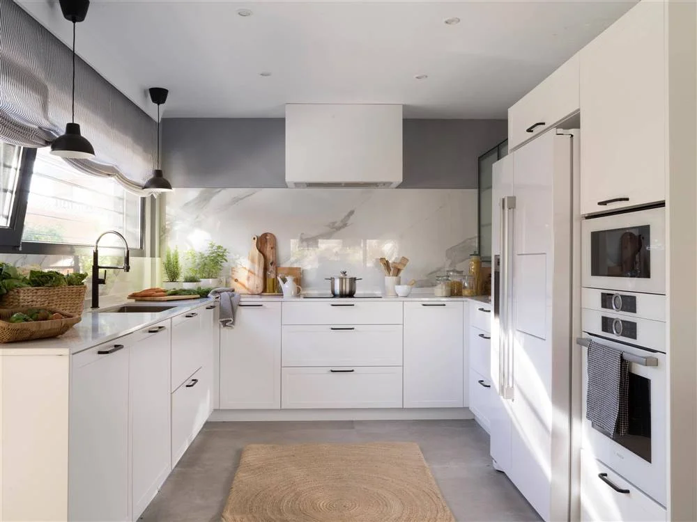 Cómo elegir entre campana y extractor para tu cocina