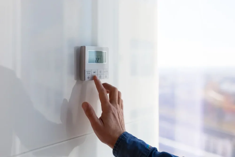 Ahorra energía regulando el aire acondicionado a 17 grados