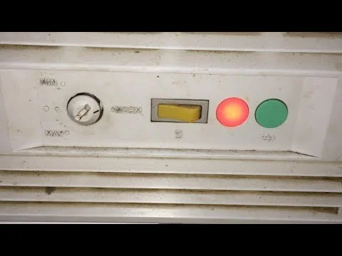 Qué sucede al encender la luz verde del congelador
