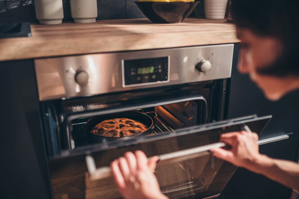 Horno autolimpiante: una opción perfecta para mantener tu cocina impecable