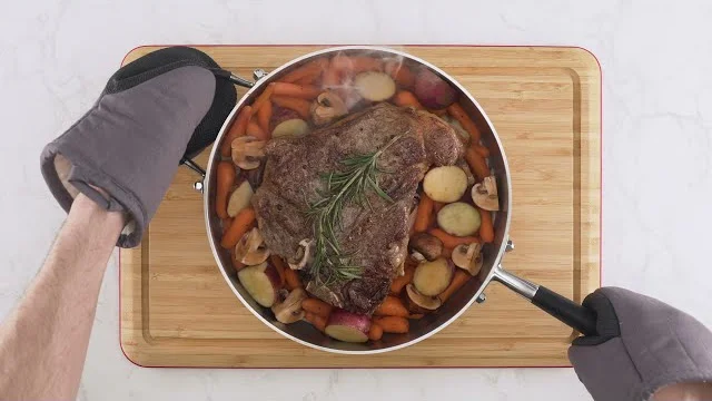 Consecuencias de hornear un sartén en el horno