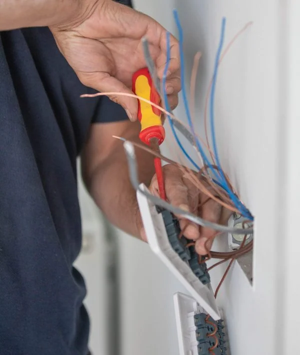 Importancia de la sección en los cables de la lavadora y el horno para un correcto funcionamiento