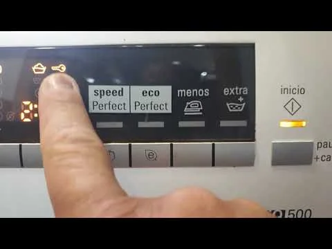 Solución para eliminar la llave roja en mi lavadora Samsung