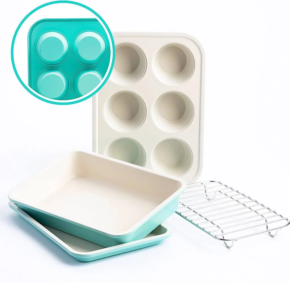 La pieza antiadherente para cerámica en el horno