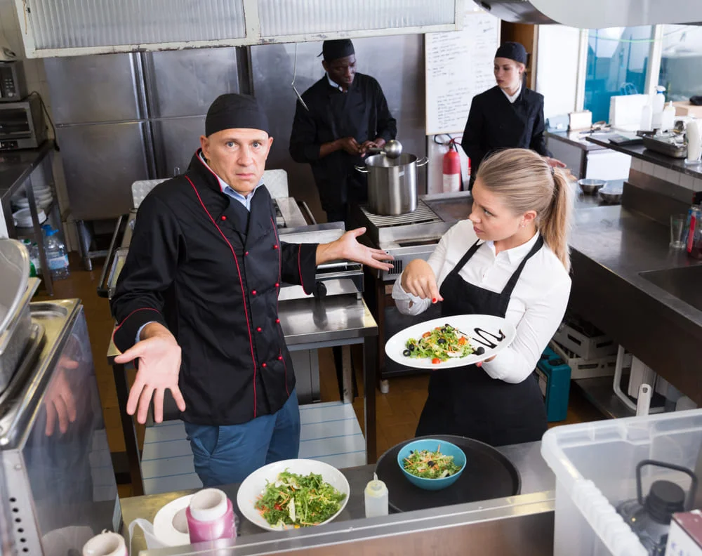 Conoce la terminología del lavaplatos en un restaurante