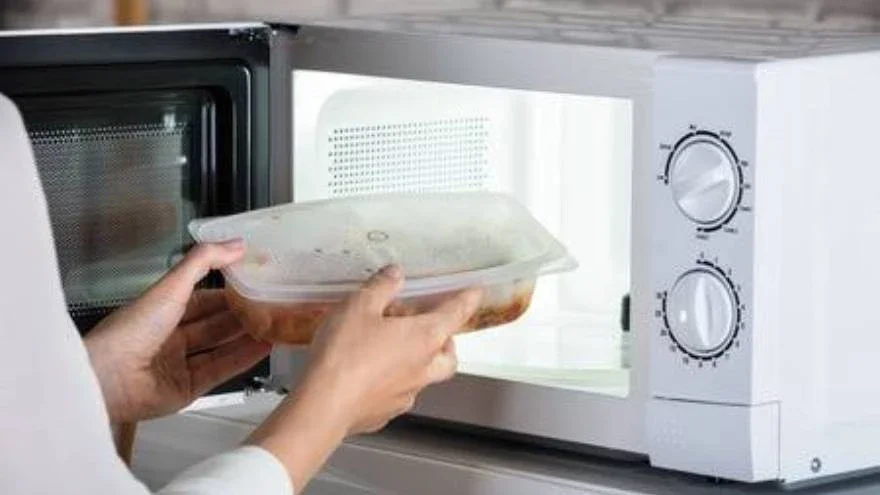 Cuándo es el momento adecuado para reemplazar tu microondas