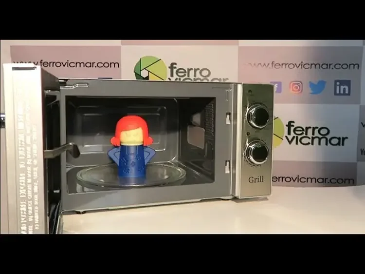 Trucos para limpiar el grill del microondas de forma eficiente
