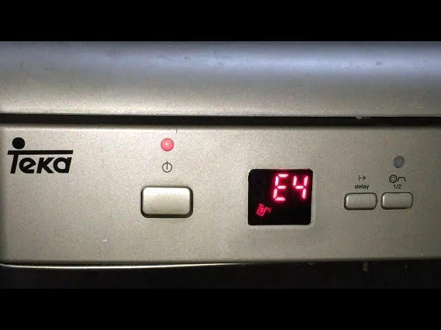 Solución para eliminar error E4 en el lavavajillas