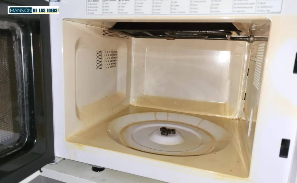 Trucos para eliminar el amarillo en el interior del microondas