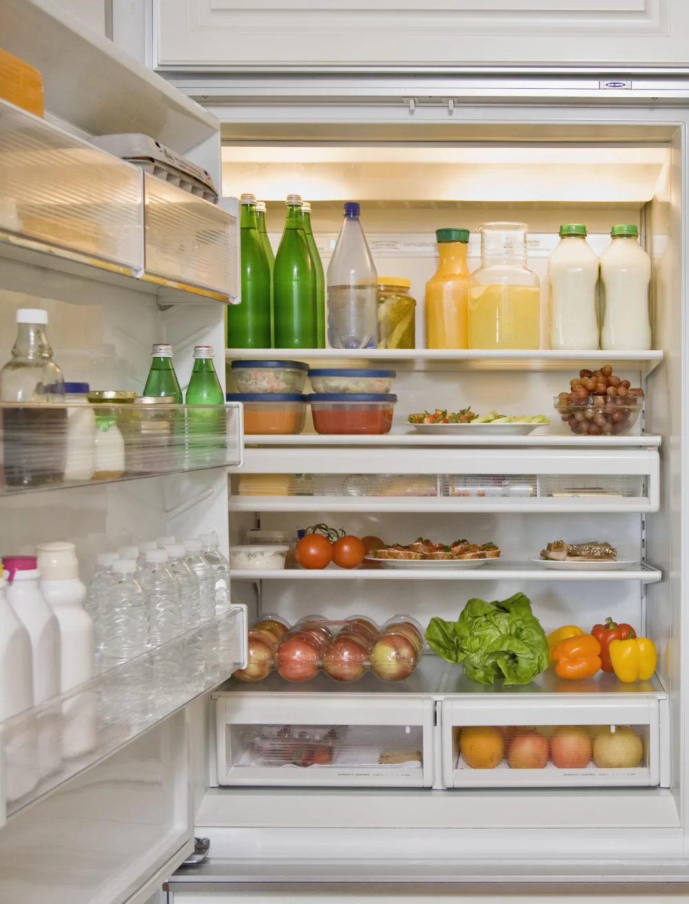 Peligros de desconectar la nevera diariamente: impacto en la conservación de alimentos
