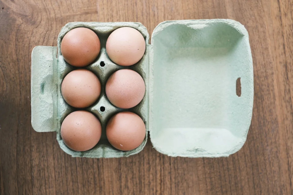 ¿Dónde guardar huevos: en la nevera o fuera de ella?