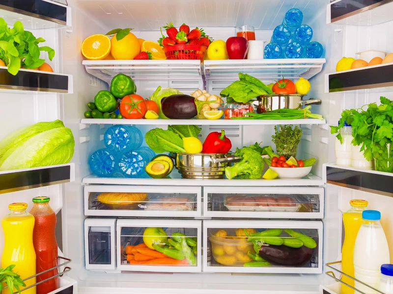 ¿Por qué es importante guardar el yogur en la nevera?