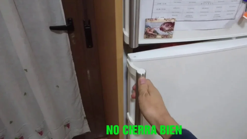 Por qué el empaque de la puerta del refrigerador se mantiene unido cuando se cierra