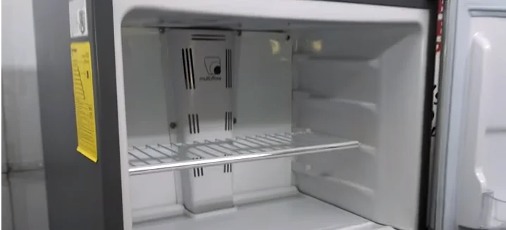 Métodos para desconectar y mover un refrigerador sin dañarlo