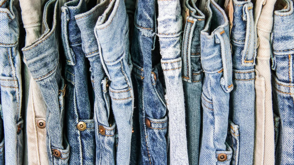 Consecuencias de poner un jeans en la secadora