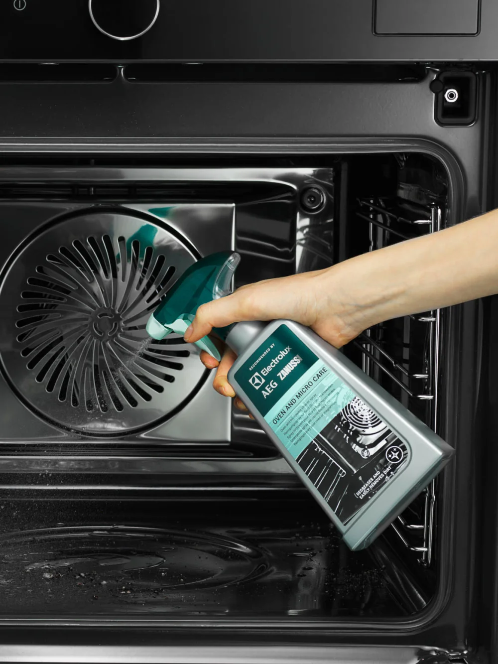 Cuánto tiempo esperar tras limpiar el horno: guía práctica