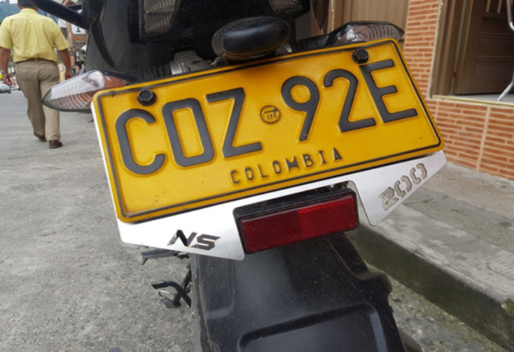 Significado de la letra E en la placa: todo lo que debes saber